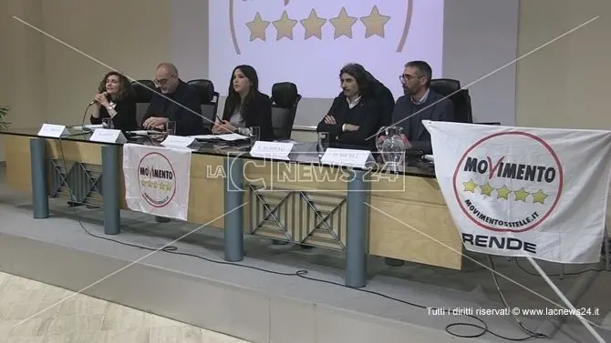 Dissesto a Cosenza, i deputati pentastellati: «Gravi conseguenze per la città»