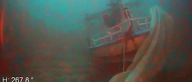 Trovata la barca naufragata a Lampedusa, tra i cadaveri mamma e figlio abbracciati