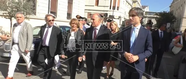 Reggio Calabria dice “No al pizzo” con la passeggiata antiracket