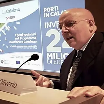 Oliverio: «La Regione ha investito 24 milioni di euro per i porti calabresi»