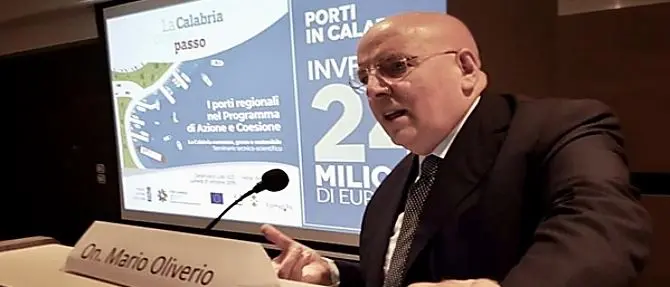 Oliverio: «La Regione ha investito 24 milioni di euro per i porti calabresi»