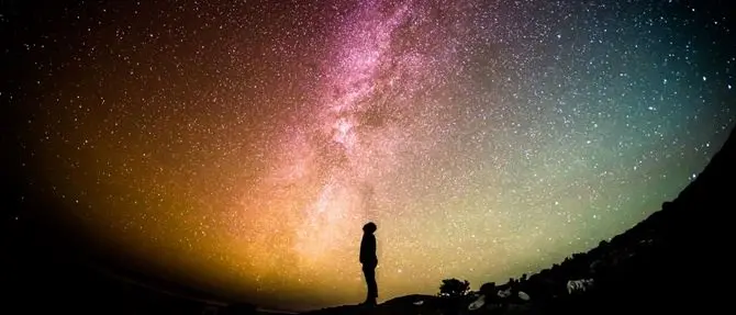 «La Terra va salvata ma il futuro sono Marte e i viaggi tra le stelle»