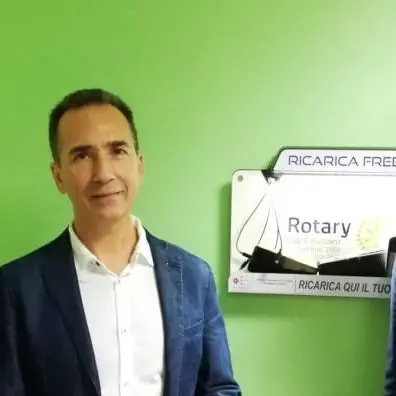 Telefono scarico in ospedale? Al Pugliese di Catanzaro c'è la ricarica free