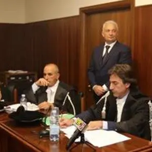 Rifiuti e acqua, la Regione rischia il default. Bilancio 2019 “bucato”: parte il recupero crediti