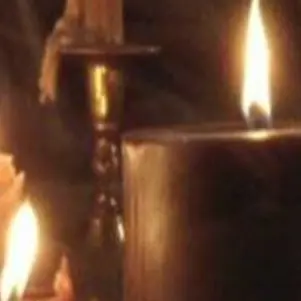 Riti magici per circuire i più deboli e farsi intestare i beni, arrestata docente di religione