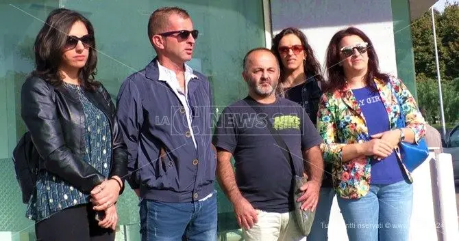 Lamezia, bimbi disabili senza cure. I genitori: «Manca il personale»