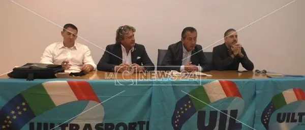 Reggio, proclamato lo stato di agitazione del personale dell'aeroporto