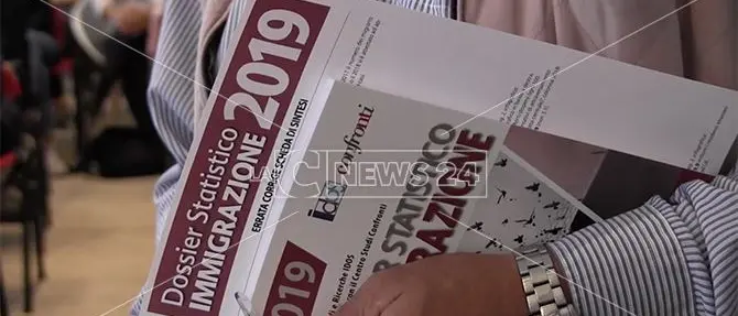 Immigrazione, in Calabria aumentano gli stranieri e diminuisco gli italiani