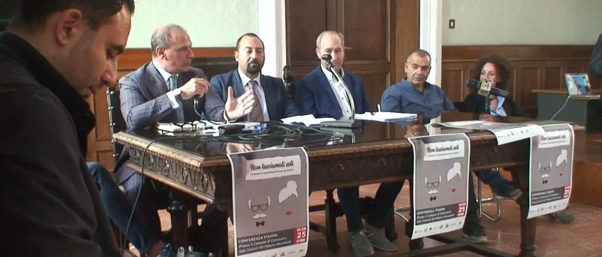 Truffe agli anziani, comune e prefettura di Catanzaro dicono stop