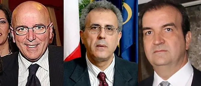 Chiesto processo per Oliverio, Occhiuto e Adamo nell'inchiesta Passepartout