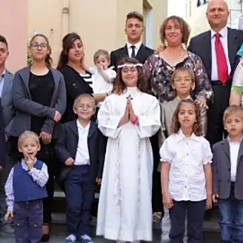Catanzaro: 14 figli ma niente reddito di cittadinanza, il caso della super famiglia Ananìa
