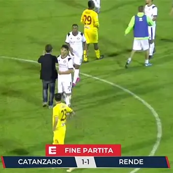 Serie C, crisi Catanzaro: solo un pari in rimonta contro il Rende