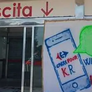 Crotone, dipendente Carrefour colto da malore durante il tredicesimo giorno di protesta