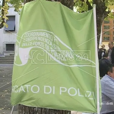 Arriva anche a Cosenza la protesta del sindacato di polizia