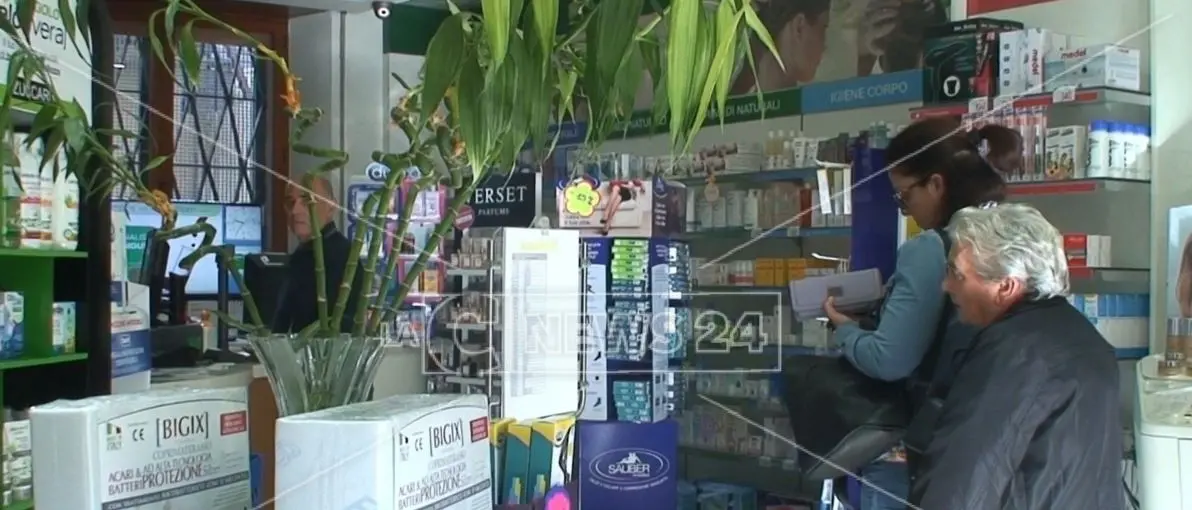 Niente rimborsi Asp per le farmacie di Catanzaro: «Situazione insostenibile»