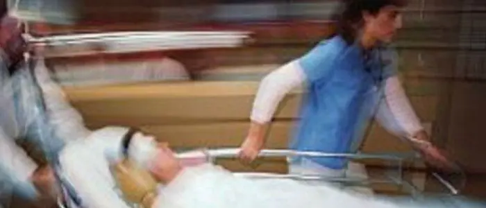 Asp Cosenza, i Pronto soccorso non a norma: porte strette per le barelle e stanze malsane