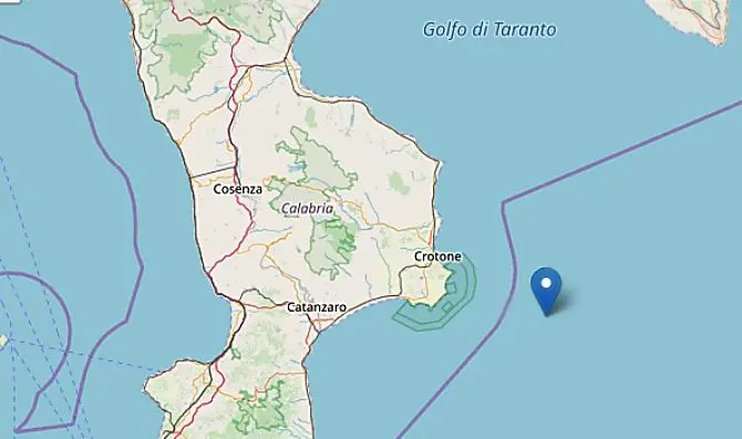 Trema la terra in Calabria, terremoto 3.9 al largo di Crotone