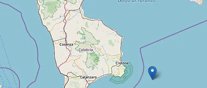 Trema la terra in Calabria, terremoto 3.9 al largo di Crotone
