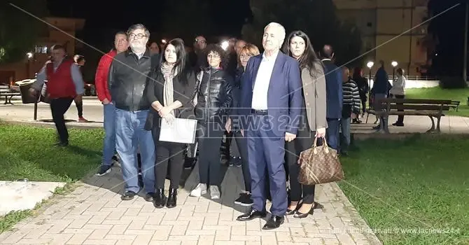 Rabbia e paura per il capannone dei veleni di Gizzeria: «Vogliamo risposte»