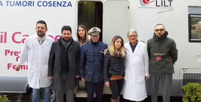 Screening per tutti a bordo di un camper, Francesco e la battaglia contro il cancro