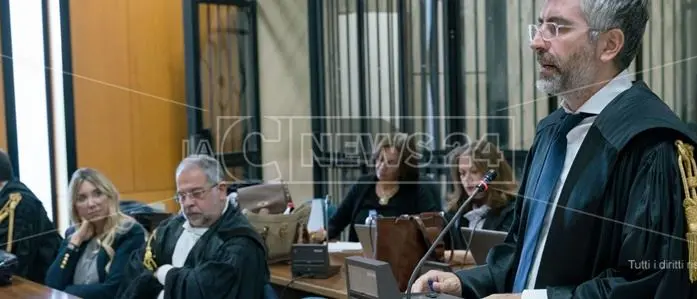 Dal lungomare al tapis-roulant, così Matacena ha costruito eludendo le norme antimafia