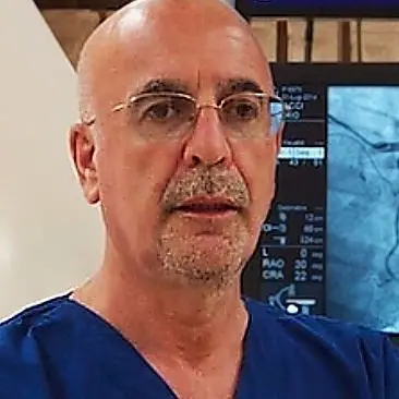 Malattie cardiovascolari, al sud si muore di più. Indolfi:\u00A0«Il piano di rientro in Calabria ha impedito assunzioni e investimenti tecnologici»\n