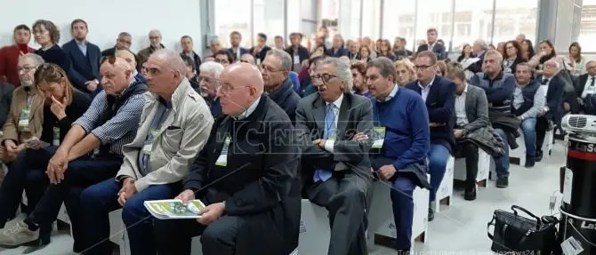 Regionali, Oliverio scioglie le riserve sul voto. «Calabria alle urne il 26, come in Emilia»