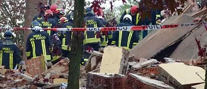 Era di Reggio uno dei vigili del fuoco morti nell'esplosione in una cascina dell'Alessandrino