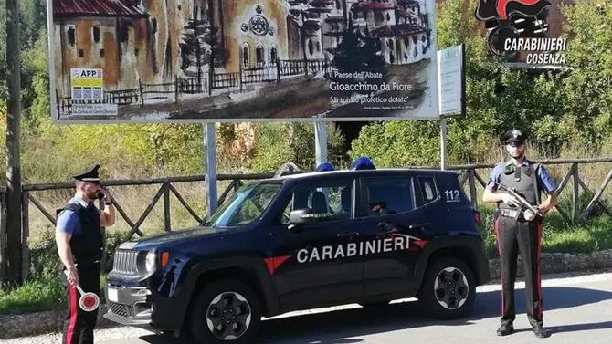 San Giovanni in Fiore, quattro giovani denunciati per possesso di droga