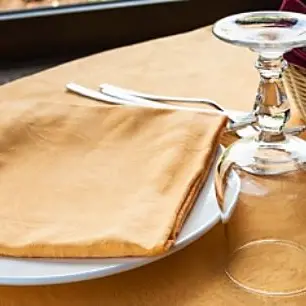 Gli investimenti della ’ndrangheta nei ristoranti al Nord, 9 arresti tra Lombardia e Piemonte