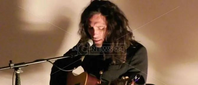 L'estro poliedrico di Guido Maria Grillo, tra canzone d'autore e Opera