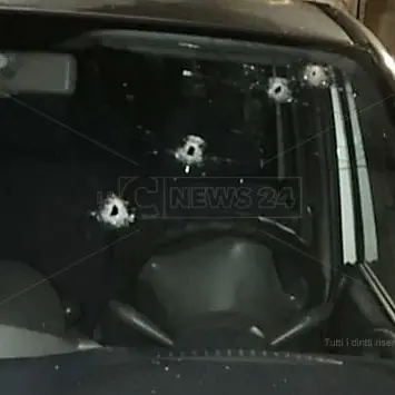 Tentato omicidio a Corigliano Rossano, grave 40enne ferito a colpi d'arma da fuoco