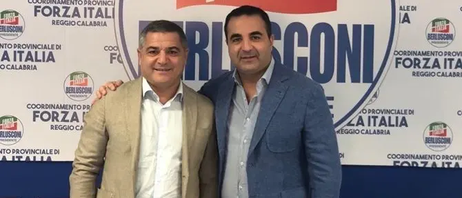 Porte girevoli in Fi: entra Arruzzolo escono il sindaco di Locri e il suo vice