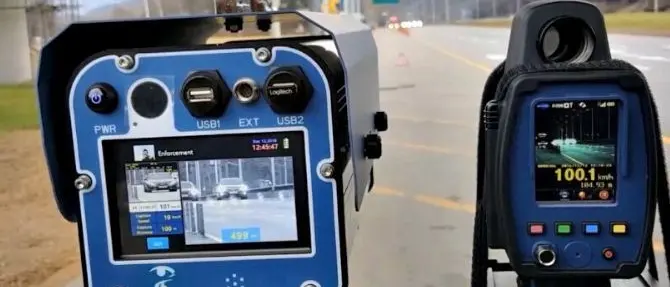 Arriva l’autovelox anti-cellulare che fotografa anche dentro l'abitacolo