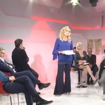 “Chi è caos del suo mal...”: ecco la nuova puntata di Perfidia