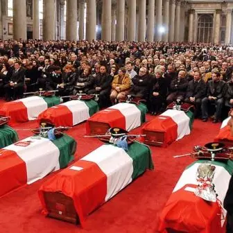 Sedici anni fa la strage di Nassiriya, nell’attentato morirono diciannove italiani