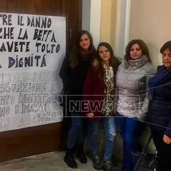 Reggio, la disperazione degli Oss: «Pronti ad iniziare lo sciopero della fame»