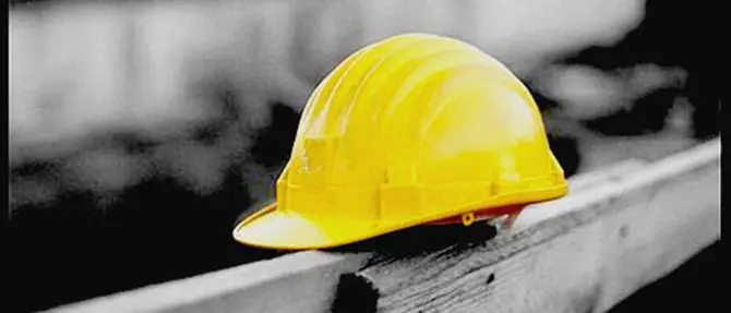 Dramma a Cetraro, uomo cade da un’impalcatura: è grave