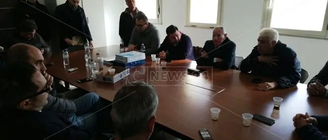 Termovalorizzatore sbarrato da giorni, i sindaci: «Presto sarà emergenza regionale»