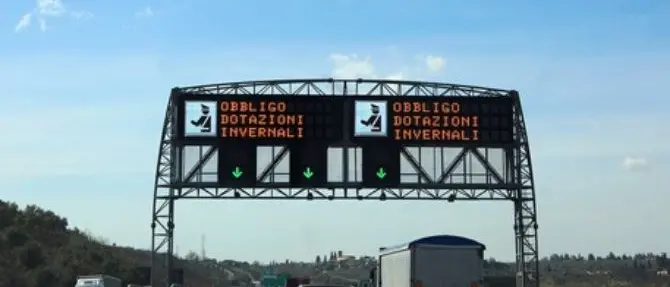 Gomme invernali: scatta l'obbligo, ma tanti calabresi disconoscono la norma