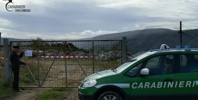 Gestione illecita di rifiuti a Caloveto, denunciati amministratori e tecnici comunali