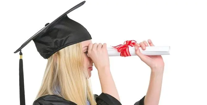 Lavoro a tre anni dalla laurea, Calabria ultima regione d'Europa