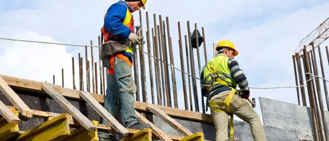 Lavoravano senza dispositivi di protezione, multa di 24mila euro per l'impresa