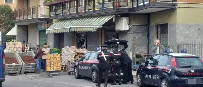 Maxi-blitz di Arma e Finanza nei negozi di Vibo Valentia