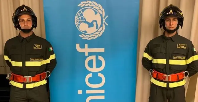 Unicef e vigili del fuoco insieme per celebrare la Giornata mondiale dell’infanzia