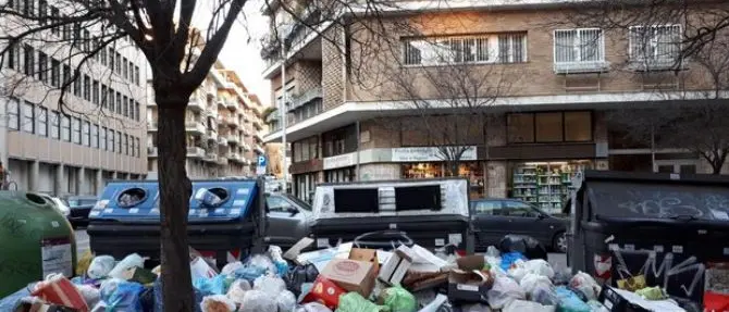 Tassa rifiuti: al Sud costa di più. In Calabria si risparmia a Vibo, stangata per Reggio