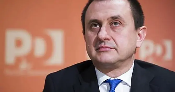 Rosato in Calabria per rafforzare le fila del partito di Renzi Italia viva
