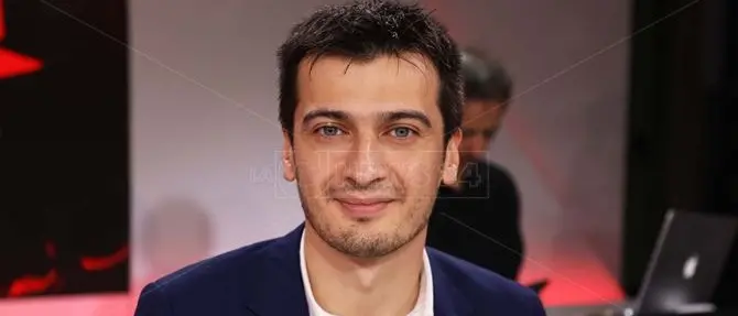 Rousseau, quesito online ma per dire Sì bisogna votare No: «Assurdo»