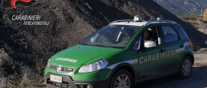 Aveva prelevato 600 metri cubi di materiale dal fiume Trionto, arrestato