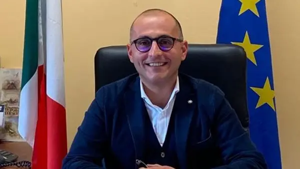 Tutti i sedici consiglieri regionali nati nella provincia di Cosenza. In attesa che Pasquale Tridico decida se restare in Calabria o tornare a Bruxelles.